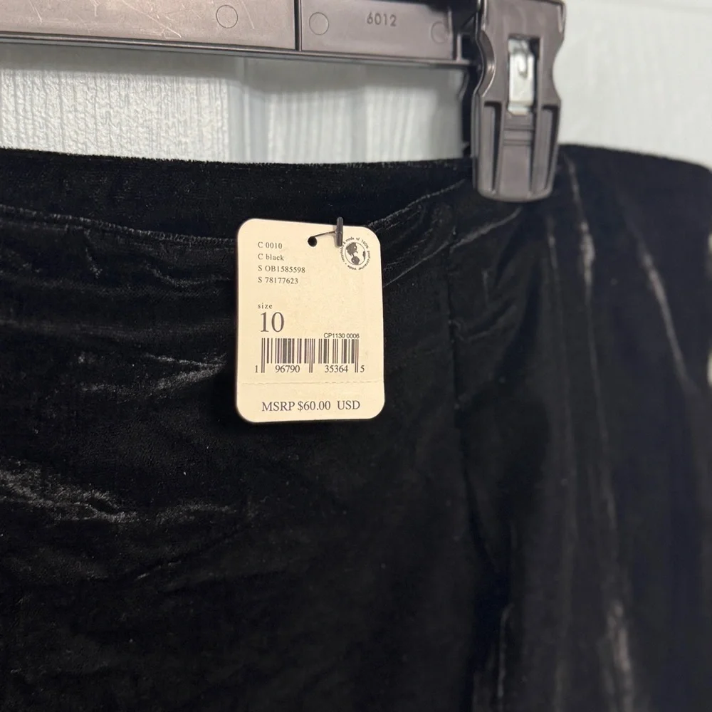 Free People Women's‎ Annalise Velvet Mini Skirt Black Size 10